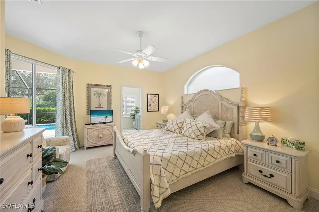 1742 Marsh Run Naples FL 34109