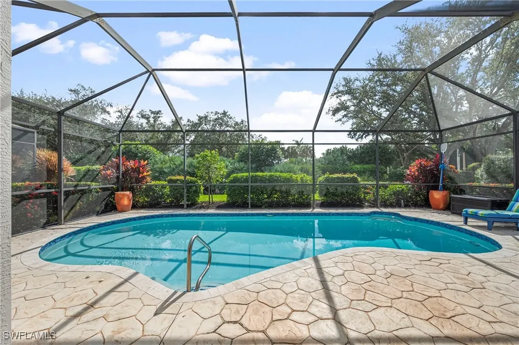 1742 Marsh Run Naples FL 34109