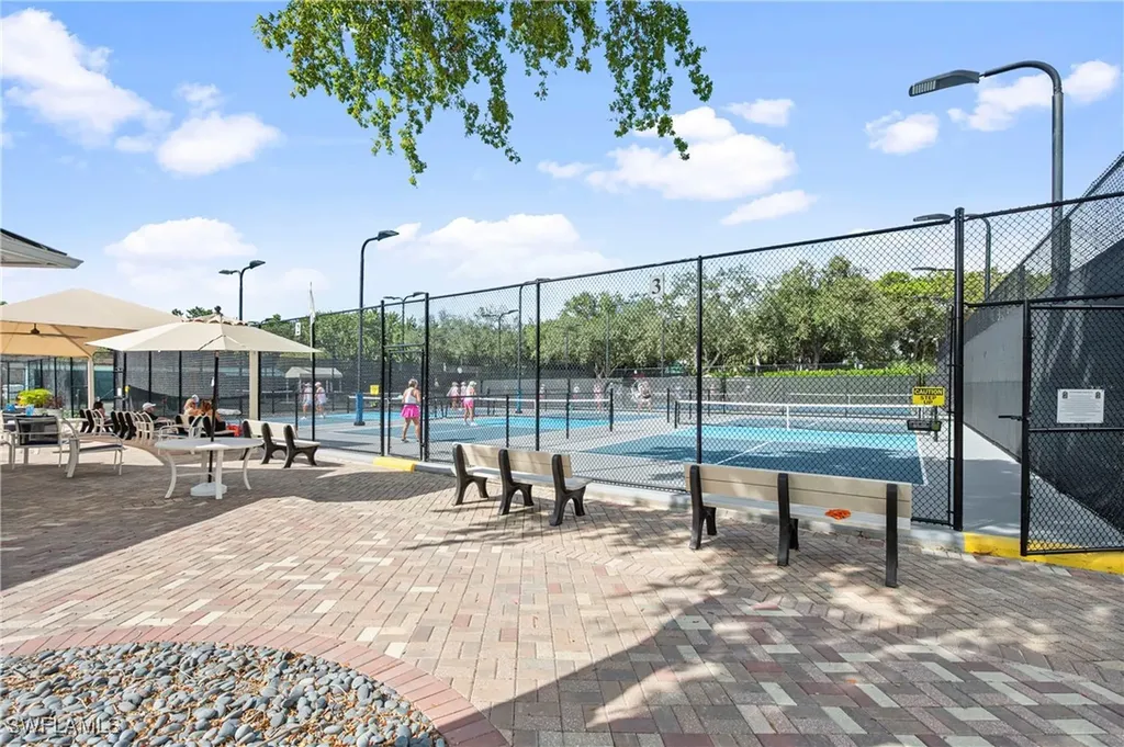 1742 Marsh Run Naples FL 34109