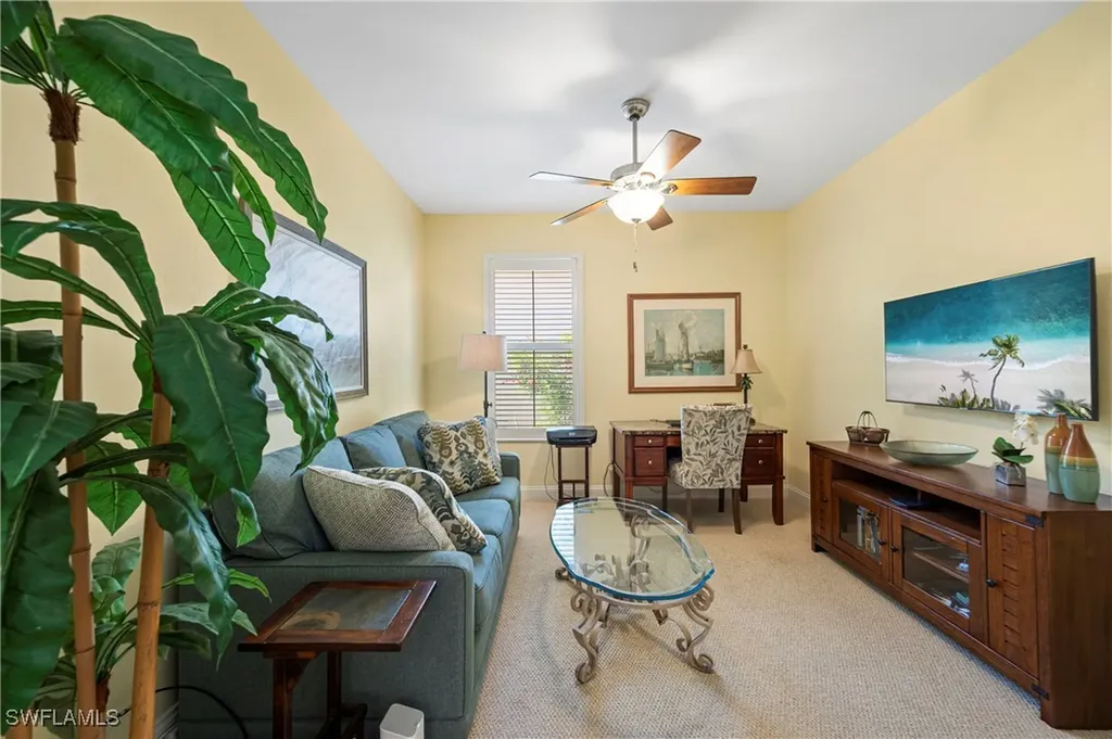 1742 Marsh Run Naples FL 34109