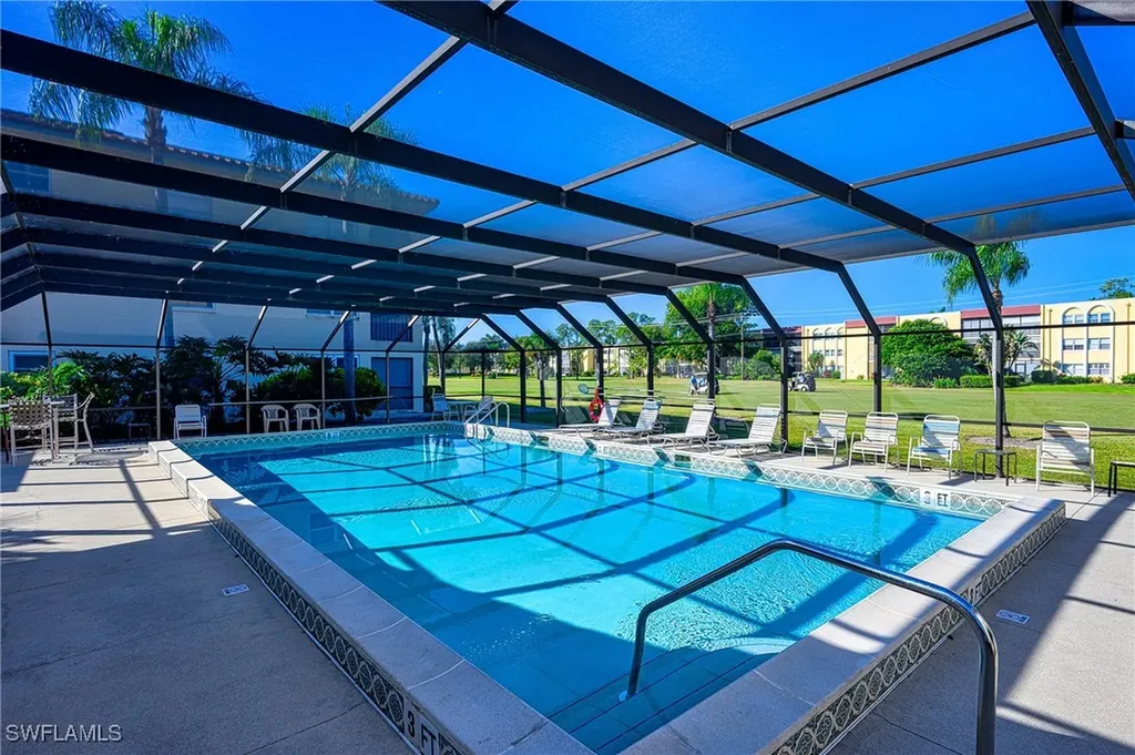 201 Quail Forest Boulevard Naples FL 34105