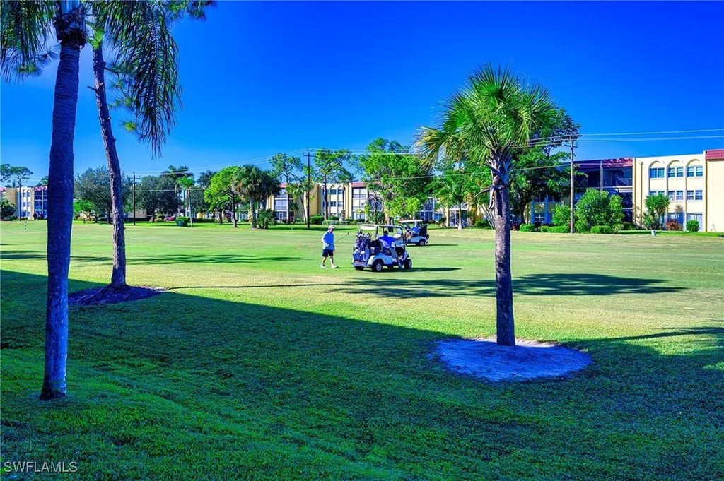 201 Quail Forest Boulevard Naples FL 34105