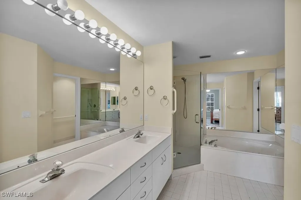 8251 Grand Palm Drive Estero FL 33967