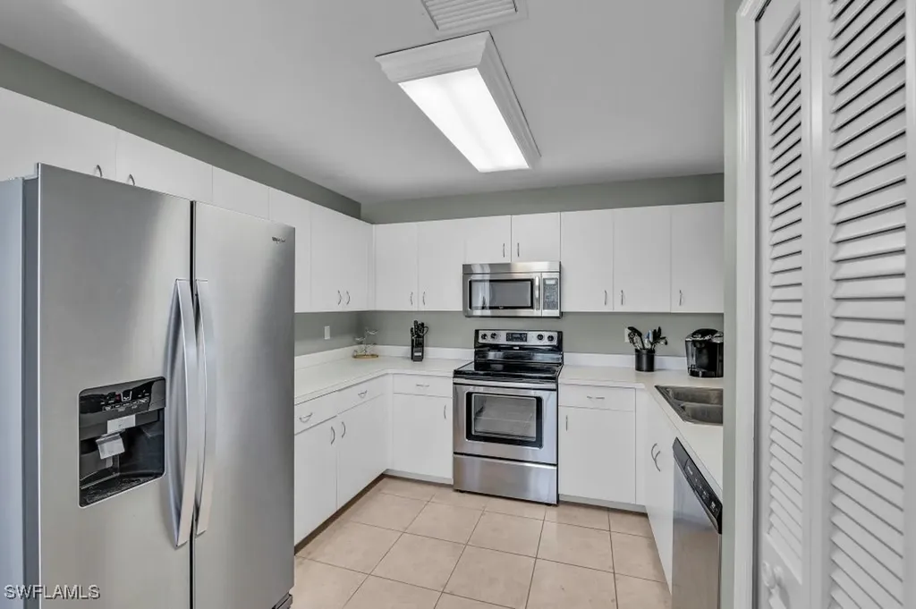 8251 Grand Palm Drive Estero FL 33967
