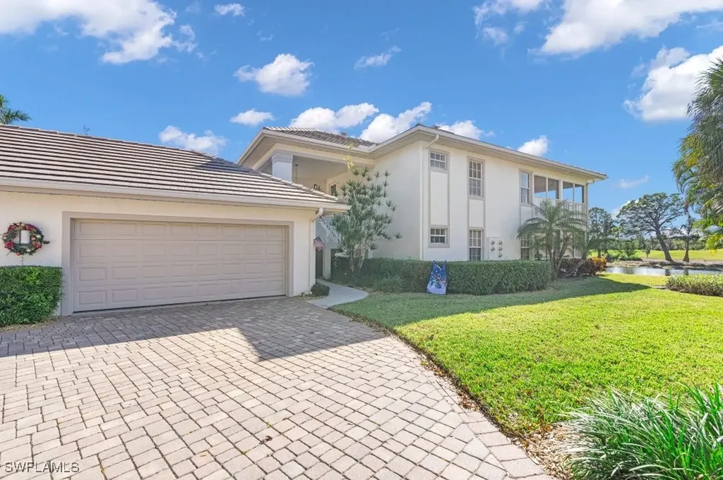 8251 Grand Palm Drive Estero FL 33967