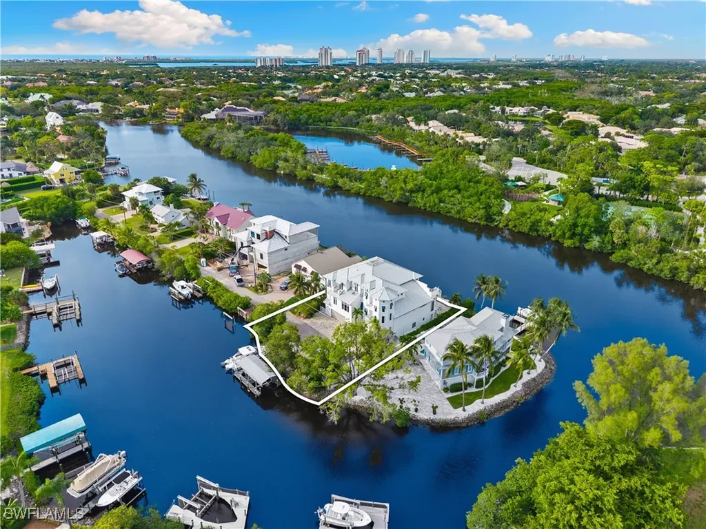 3890 Aloha Lane Bonita Springs FL 34134