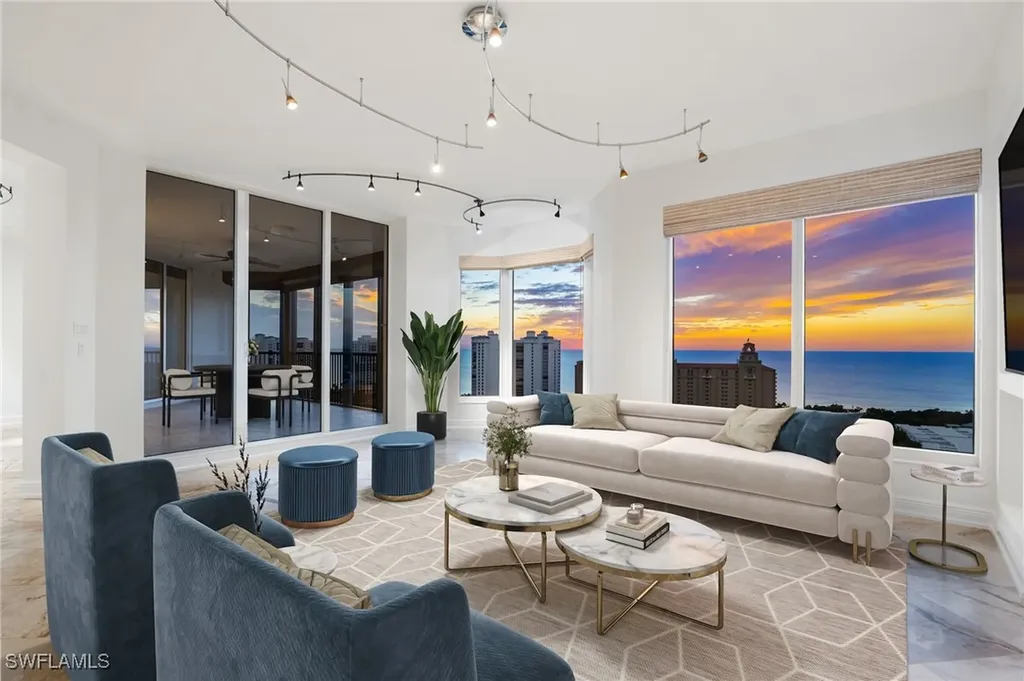 Naples FL, 8787 Bay Colony Drive, Unit 2004/2005