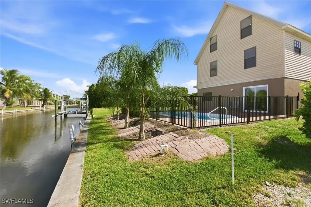 4748 Jackfish Street Bonita Springs FL 34134