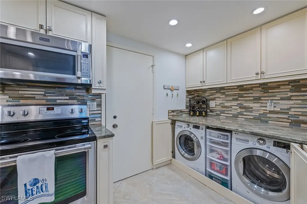3399 Gulf Shore Boulevard N Naples FL 34103