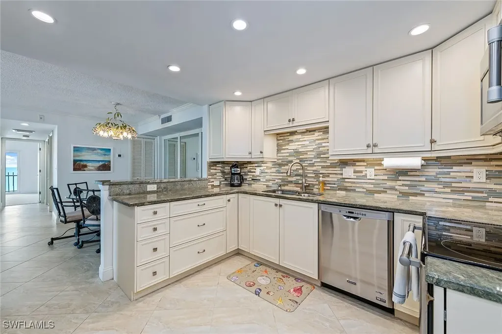 3399 Gulf Shore Boulevard N Naples FL 34103