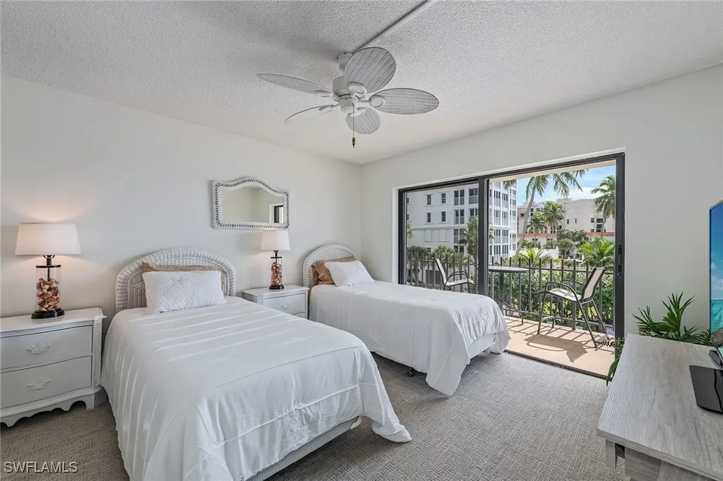 3399 Gulf Shore Boulevard N Naples FL 34103