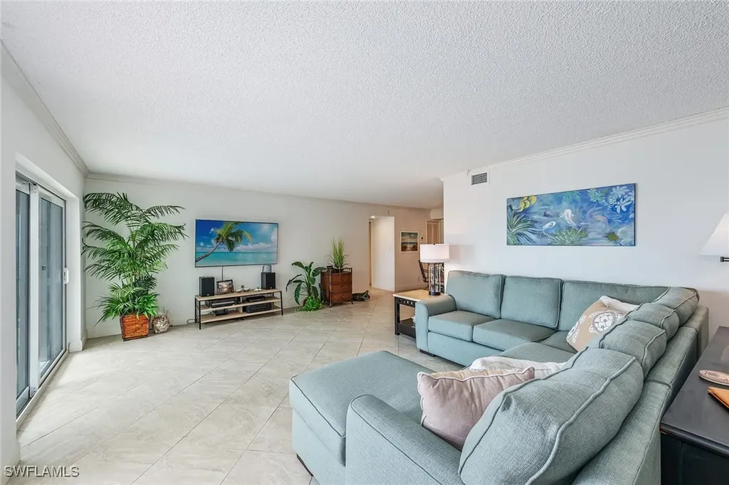 3399 Gulf Shore Boulevard N Naples FL 34103