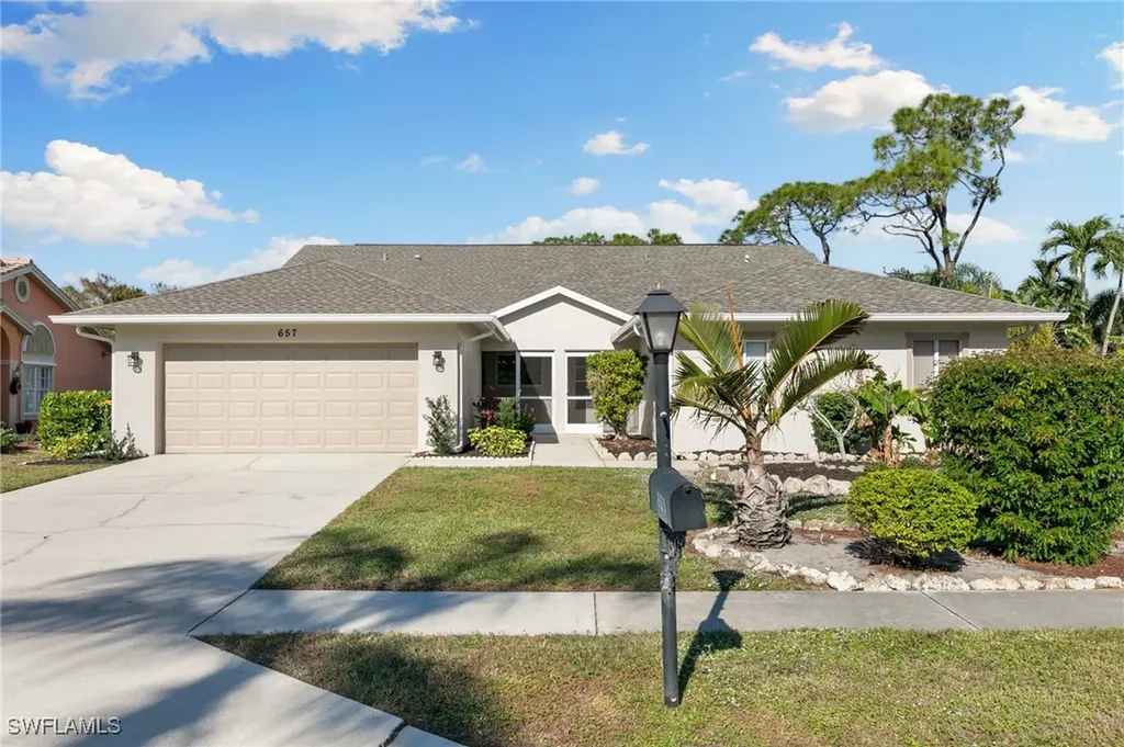 657 Saint Andrews Boulevard Naples FL 34113