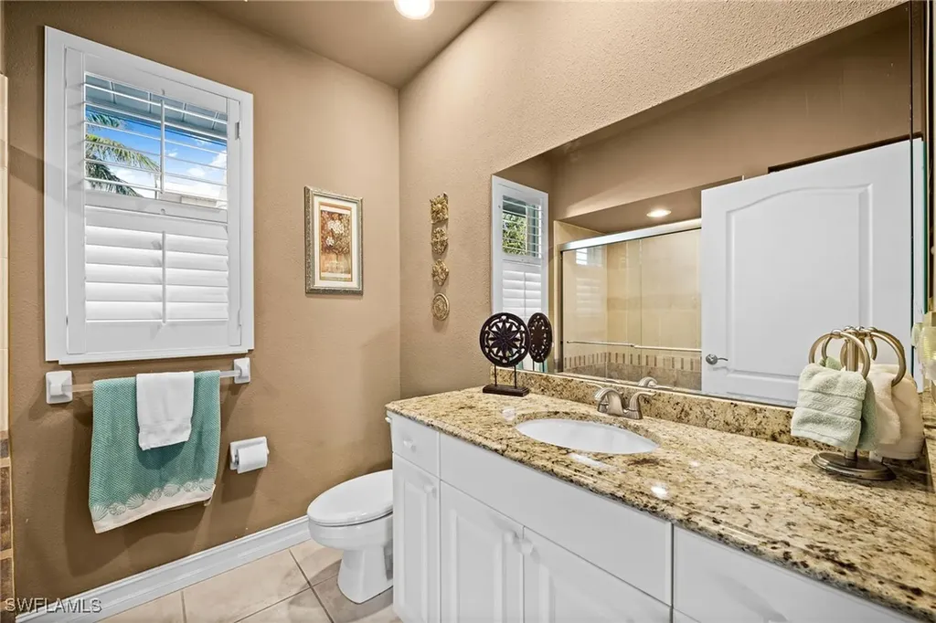 743 98th Avenue N Naples FL 34108