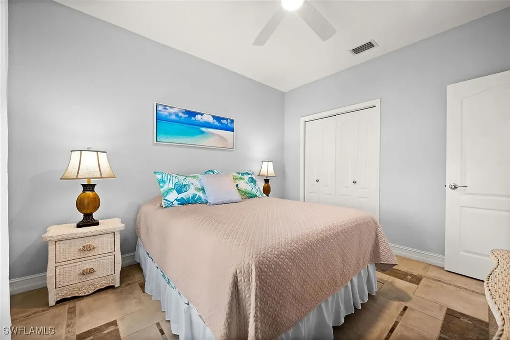 743 98th Avenue N Naples FL 34108