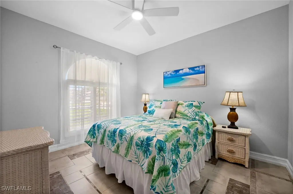 743 98th Avenue N Naples FL 34108