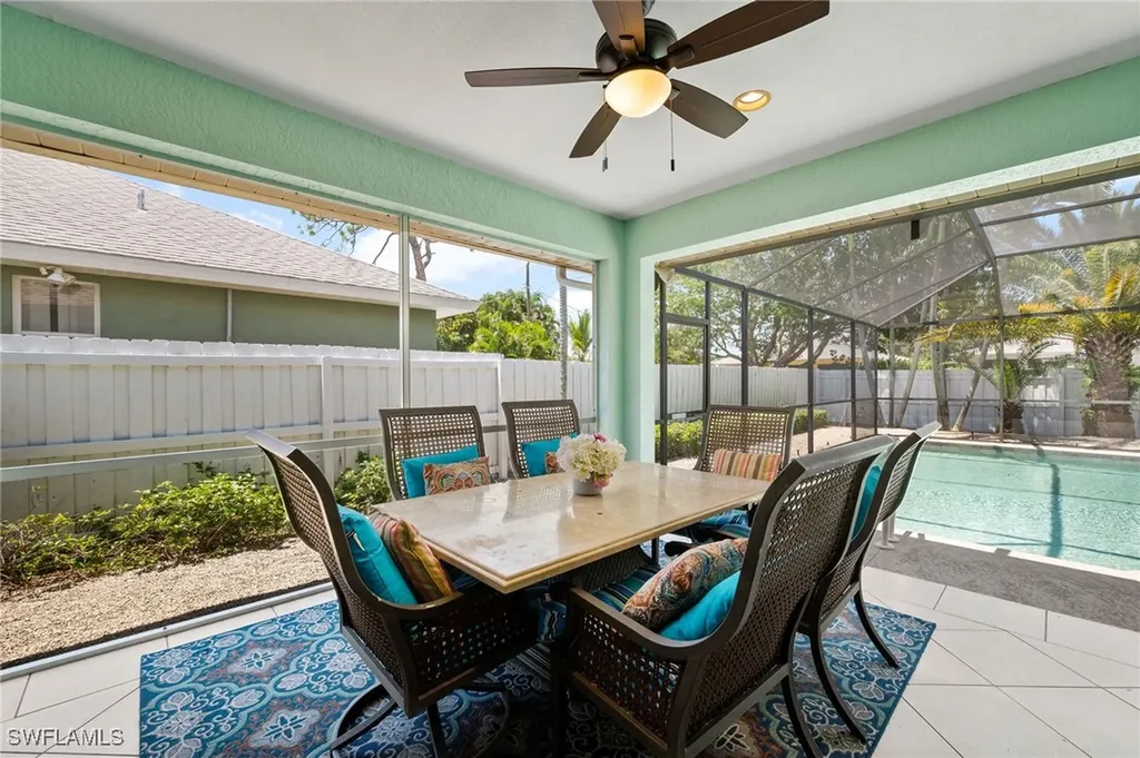 743 98th Avenue N Naples FL 34108