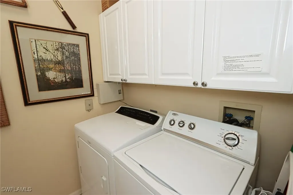 400 L Ambiance Circle Naples FL 34108