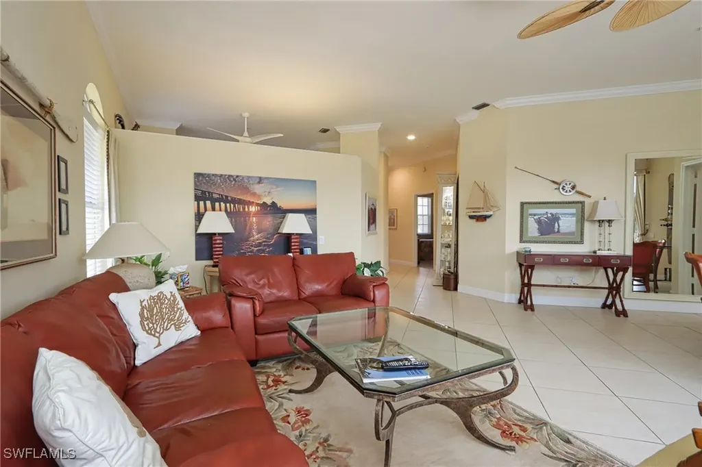 400 L Ambiance Circle Naples FL 34108