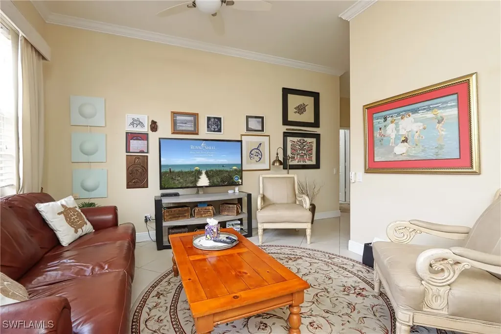 400 L Ambiance Circle Naples FL 34108