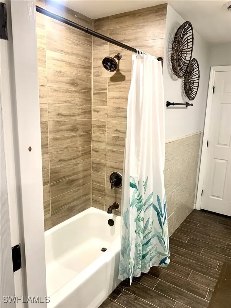 235 Cypress Way W Naples FL 34110