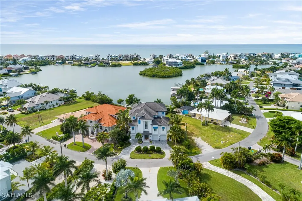 26823 Mclaughlin Boulevard Bonita Springs FL 34134