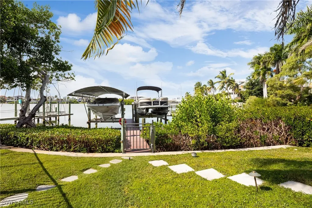 26823 Mclaughlin Boulevard Bonita Springs FL 34134