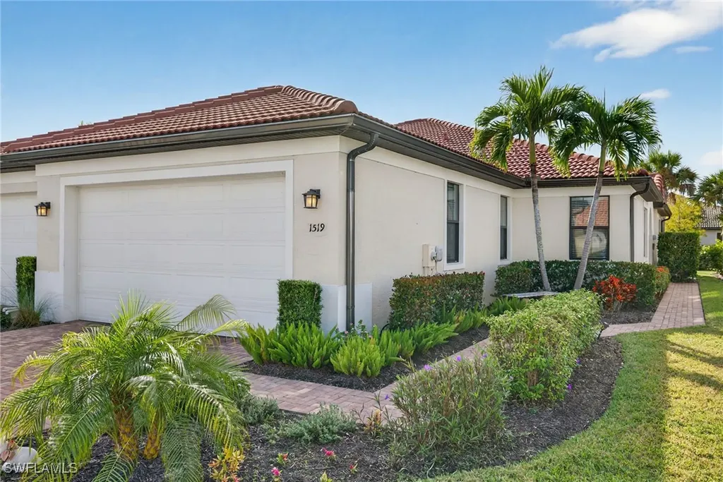 1519 Oceania Drive S Naples FL 34113