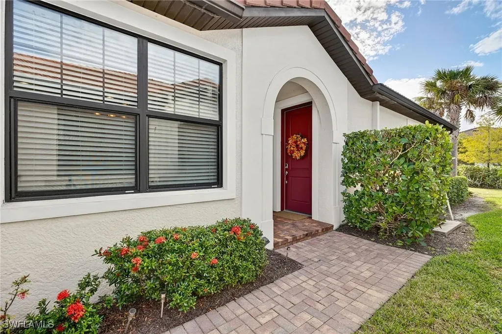 1519 Oceania Drive S Naples FL 34113