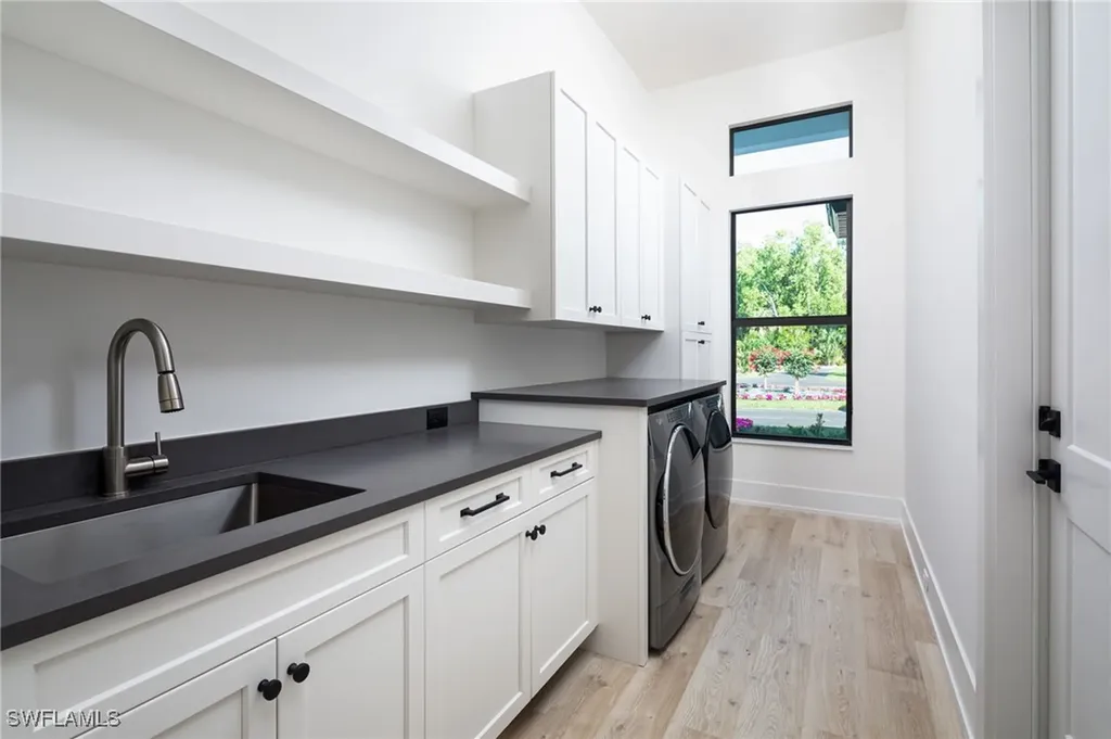 5772 Green Boulevard Naples FL 34116