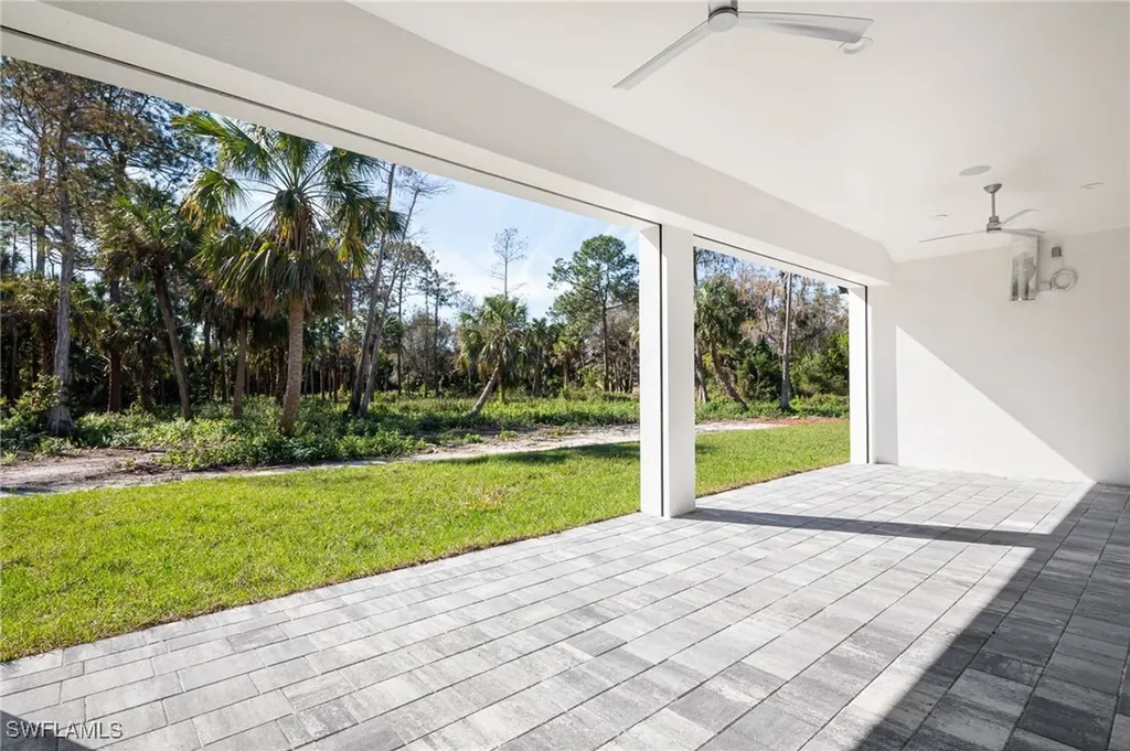 5772 Green Boulevard Naples FL 34116