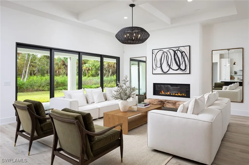 5772 Green Boulevard Naples FL 34116