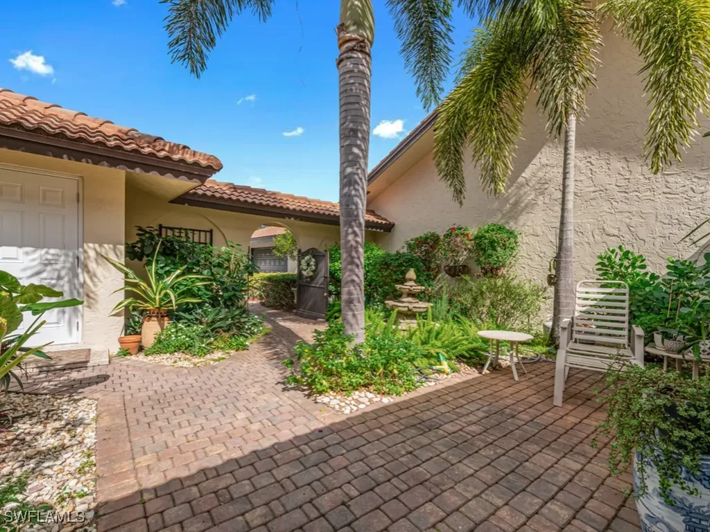 594 Augusta Boulevard Naples FL 34113