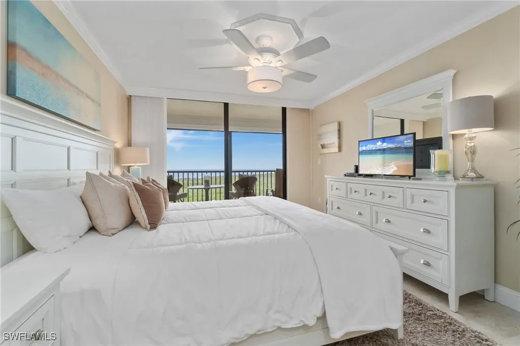 17 Bluebill Avenue Naples FL 34108