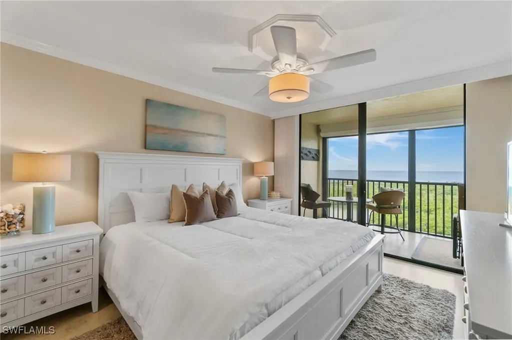 17 Bluebill Avenue Naples FL 34108