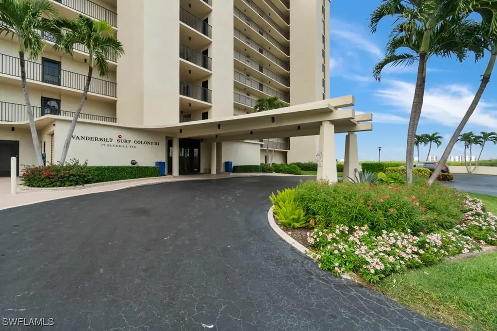 17 Bluebill Avenue Naples FL 34108