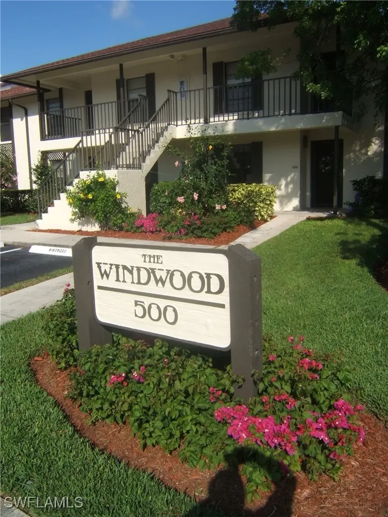 500 Misty Pines Circle Naples FL 34105
