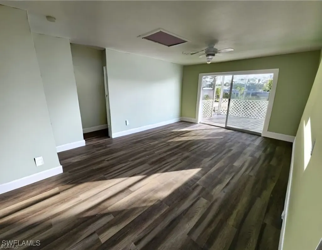 5441-5451 Oak Ridge Avenue Fort Myers Beach FL 33931