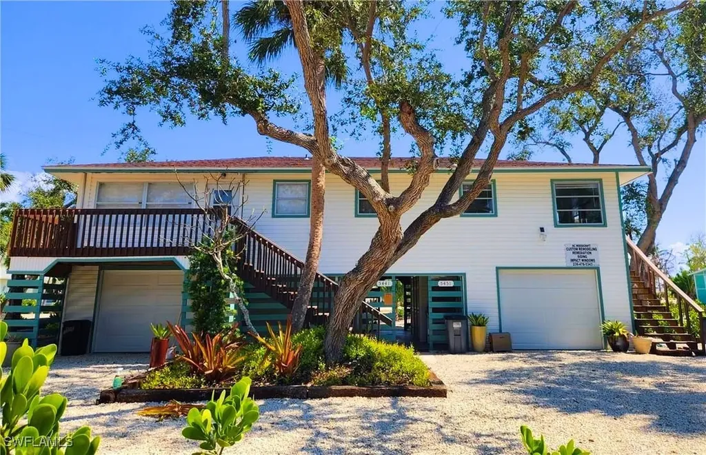 5441-5451 Oak Ridge Avenue Fort Myers Beach FL 33931