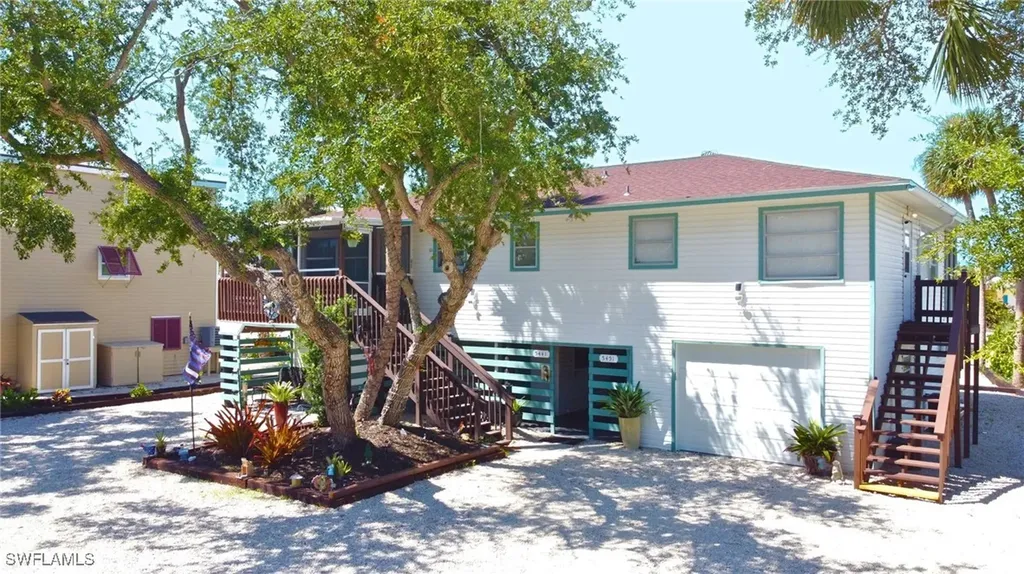 5441-5451 Oak Ridge Avenue Fort Myers Beach FL 33931