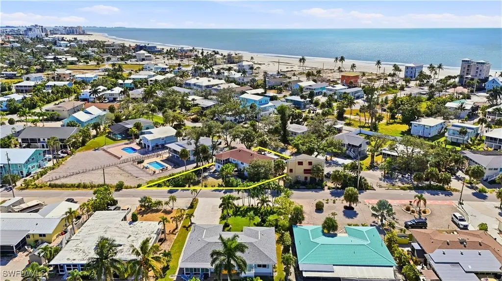 5441-5451 Oak Ridge Avenue Fort Myers Beach FL 33931