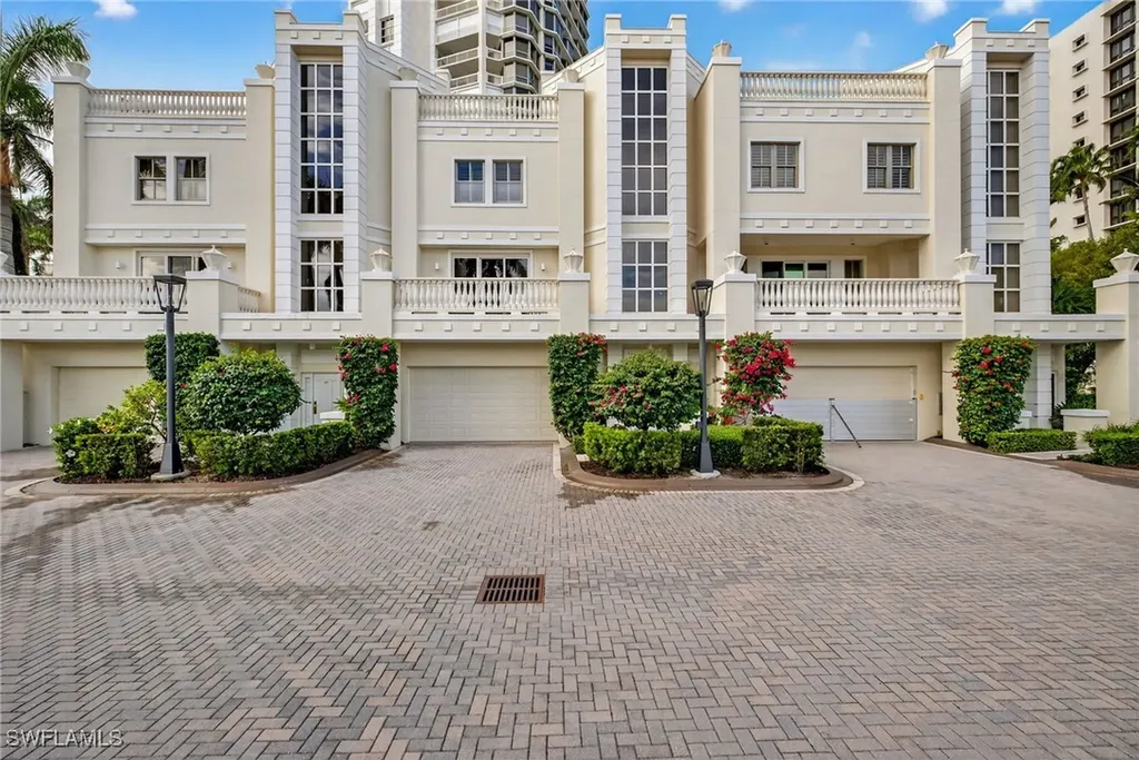 4021 Gulf Shore Boulevard N Naples FL 34103