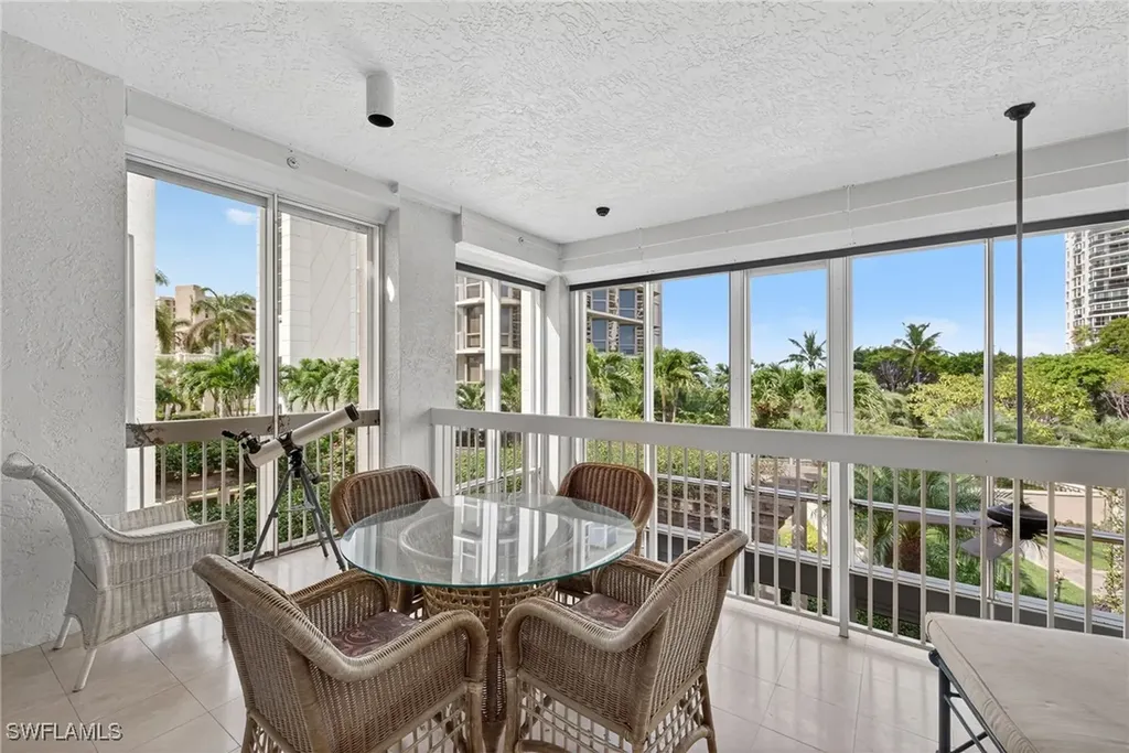 4021 Gulf Shore Boulevard N Naples FL 34103