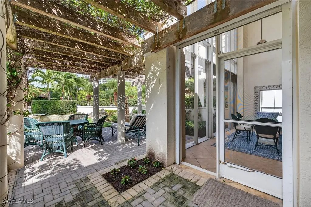 4021 Gulf Shore Boulevard N Naples FL 34103