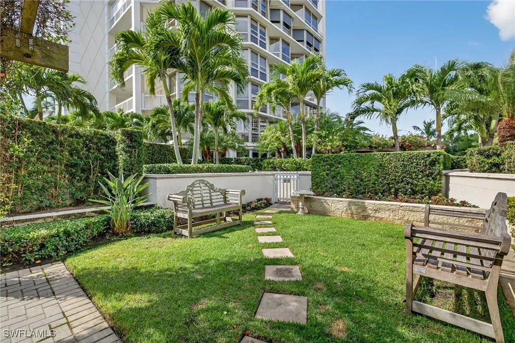 4021 Gulf Shore Boulevard N Naples FL 34103