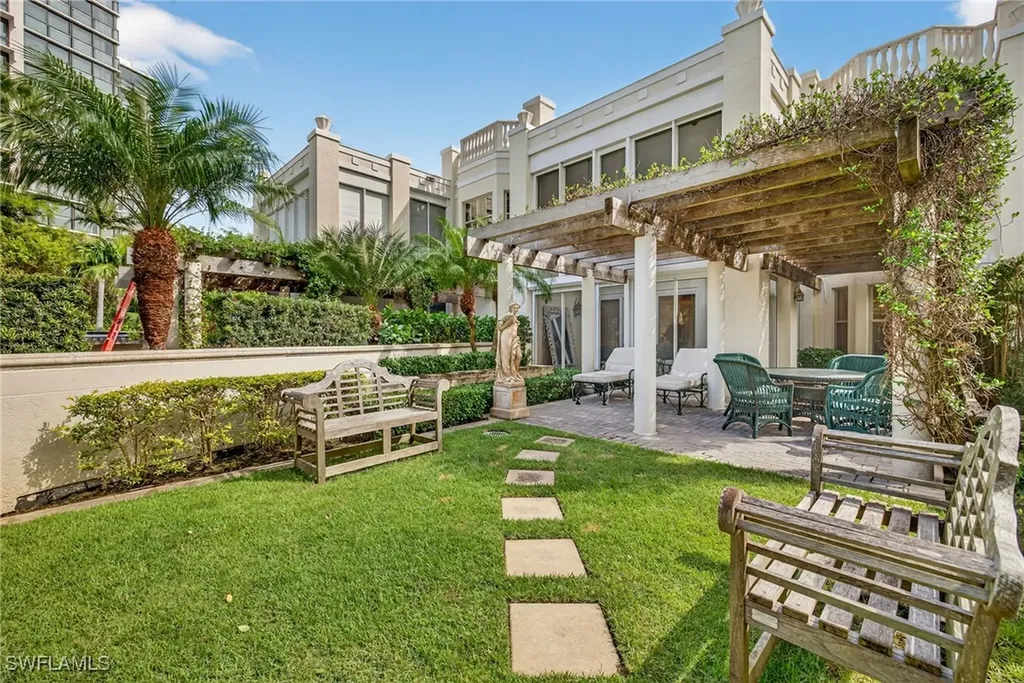 4021 Gulf Shore Boulevard N Naples FL 34103