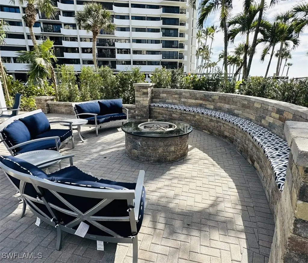 4021 Gulf Shore Boulevard N Naples FL 34103
