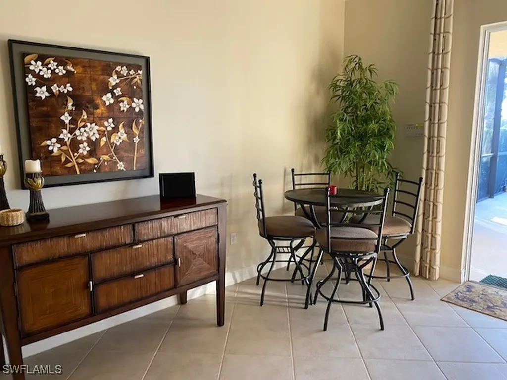 10307 Gator Bay Court Naples FL 34120