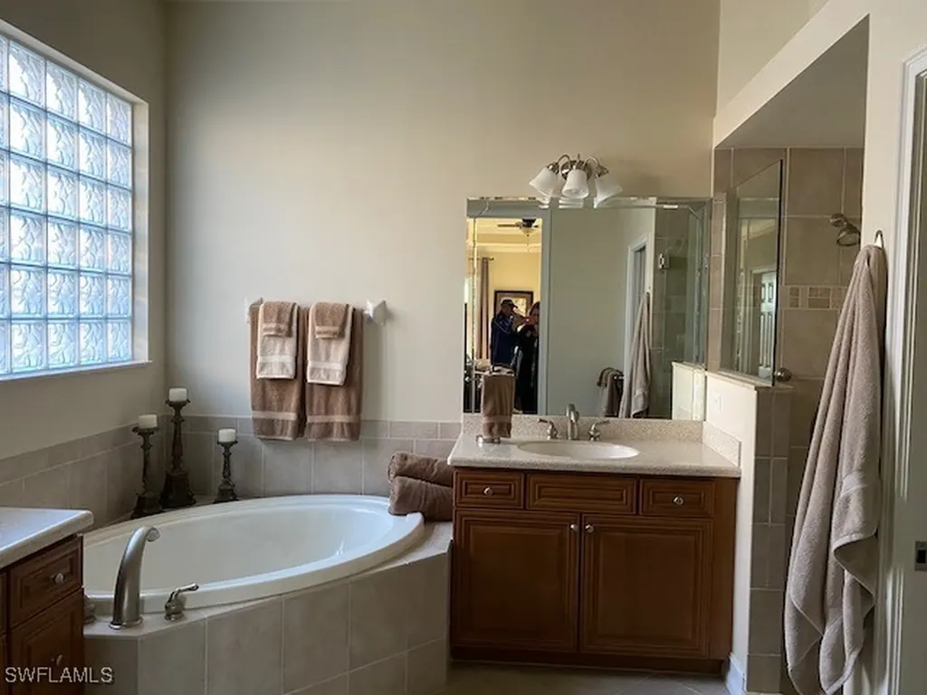 10307 Gator Bay Court Naples FL 34120