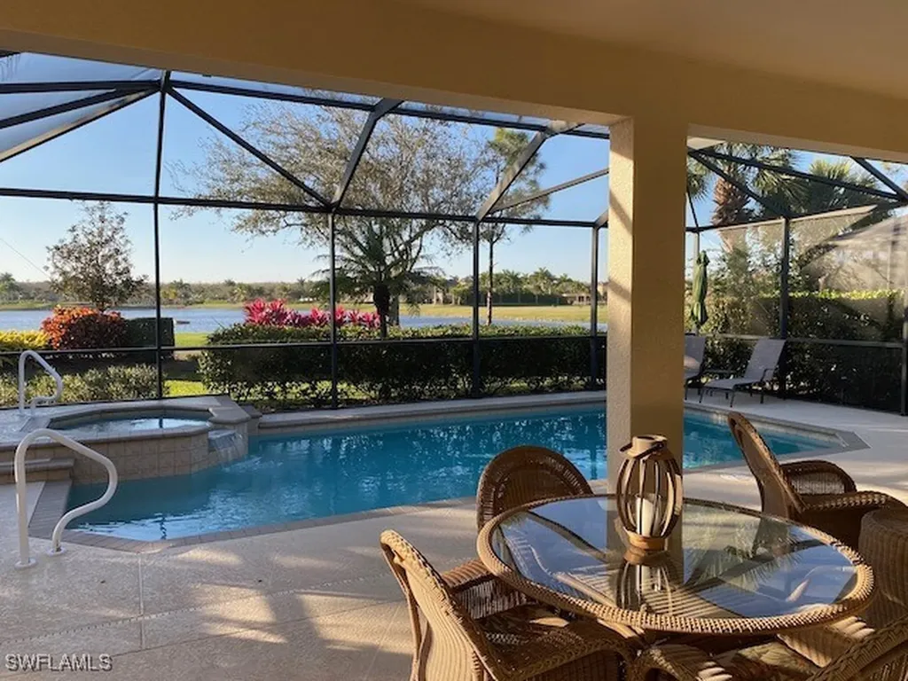 10307 Gator Bay Court Naples FL 34120
